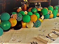 Gallery 325